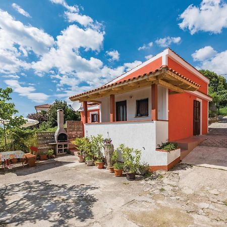 Awesome Home In Porec With House Sea View Ngoại thất bức ảnh