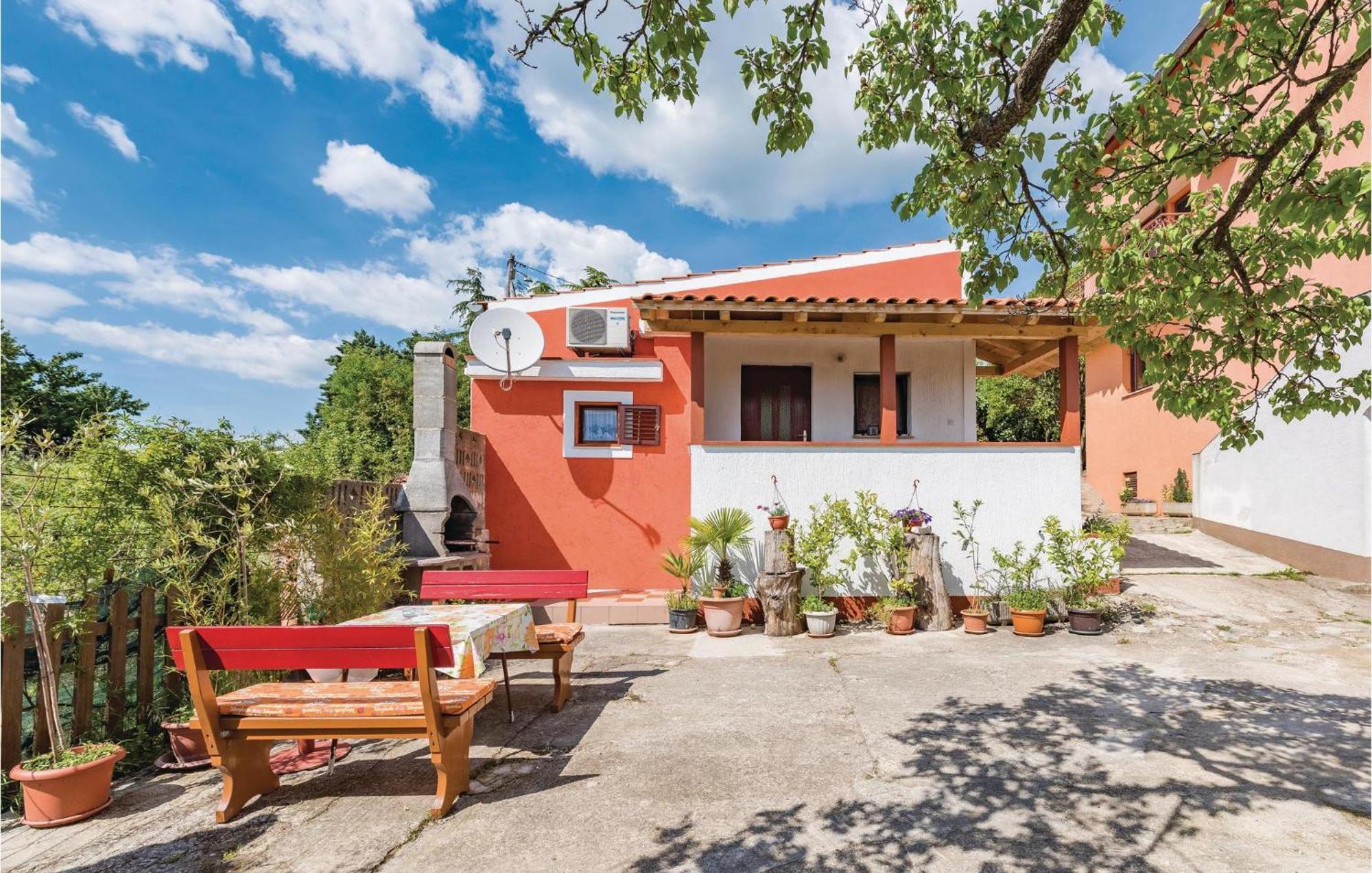 Awesome Home In Porec With House Sea View Ngoại thất bức ảnh